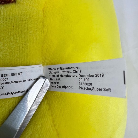 Toy Factory 2019 Pokemon Pikachu Large Jumbo Plush Stuffed Animal - Picture 7 of 10